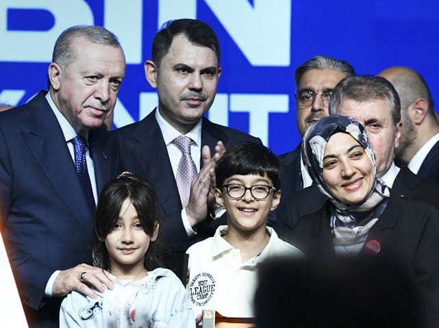 500-bin-sosyal-8230-20251024173224