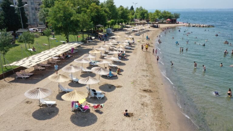 Karamürsel_plaj